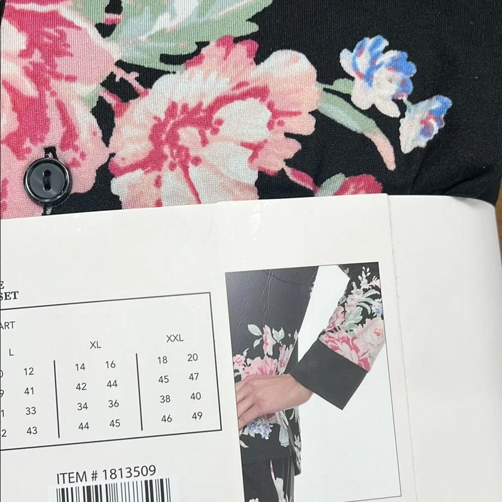 Flora Nikrooz Black Floral Pajama Set XXL - Picture 6 of 6